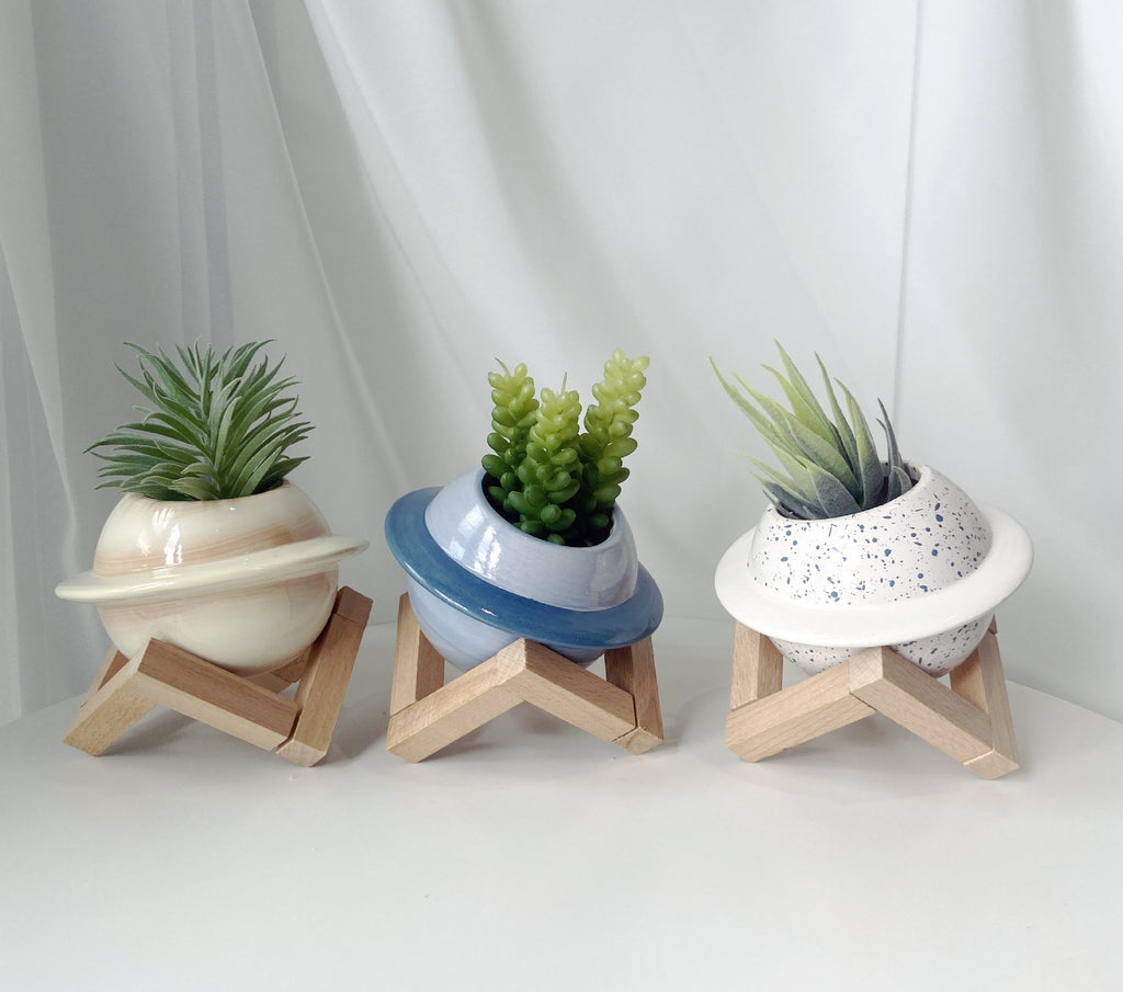 Ceramic Dreamglaze Planet Succulent Pot